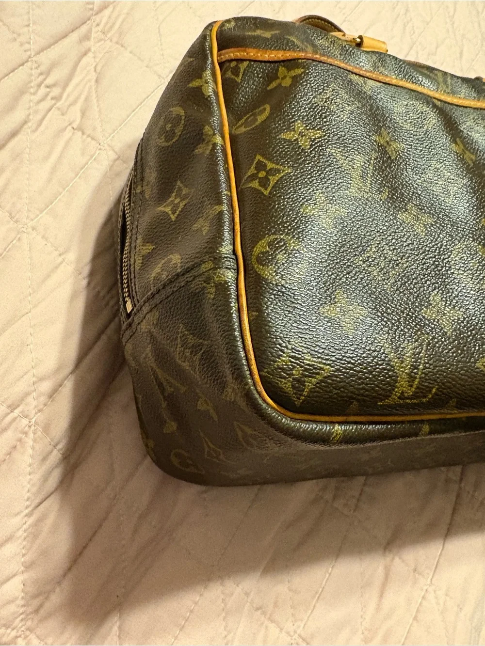 Louis Vuitton Deauville bag in monogrammed canvas 1997vintage highly sought +COA